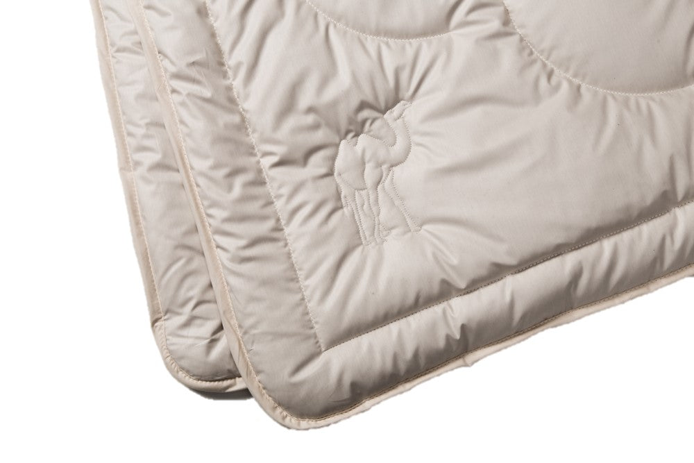Kamelhaar Winterdecke mit extrawarmer Fußzone